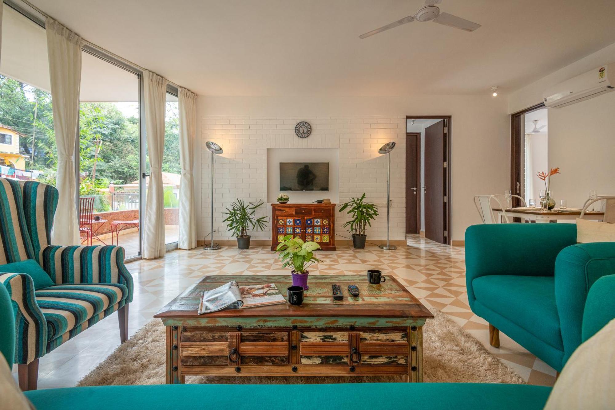El - Arbol Apartments パナジ 部屋 写真